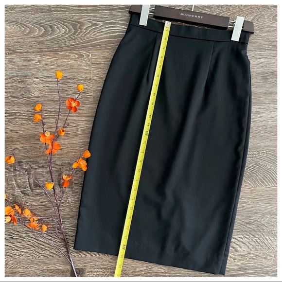 Burberry Black Wool Pencil Skirt - Picture 11 of 12